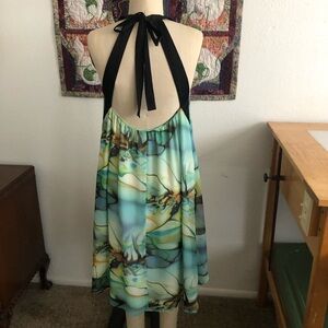 Classique Medium open back dress